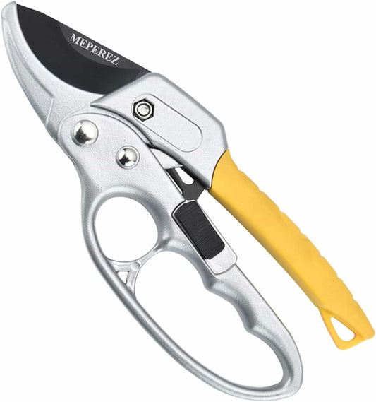 TitanTech™ Ratchet Pruning Shear