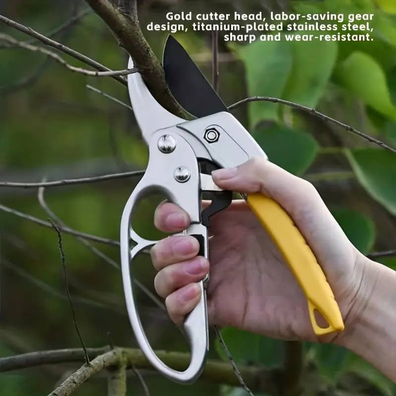TitanTech™ Ratchet Pruning Shear